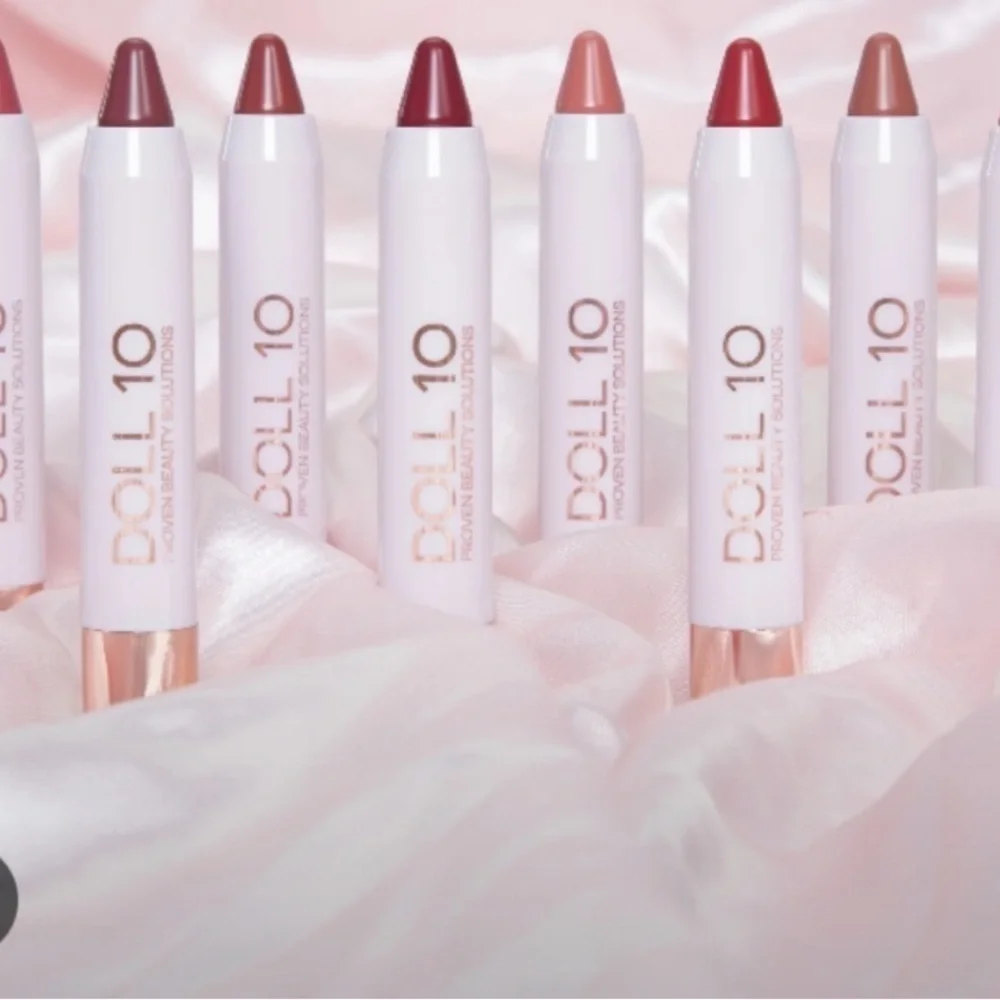 Doll 10 Proven beauty solutions color Enjoy Life lip crayon 2.4g  lip stick